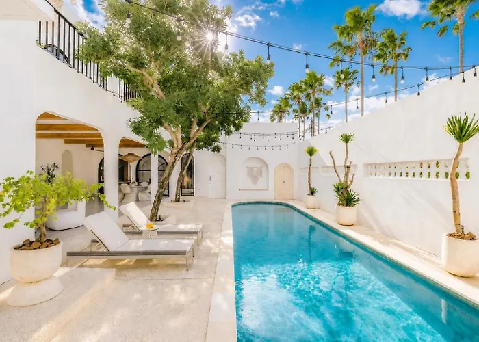 Casa Contenta - Luxury 5br Private Pool Villa *