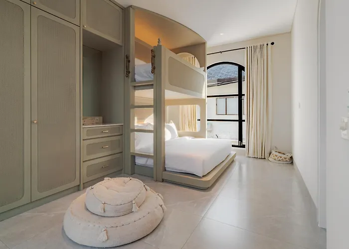 Casa Contenta - Luxury 5br Private Pool Villa Canggu